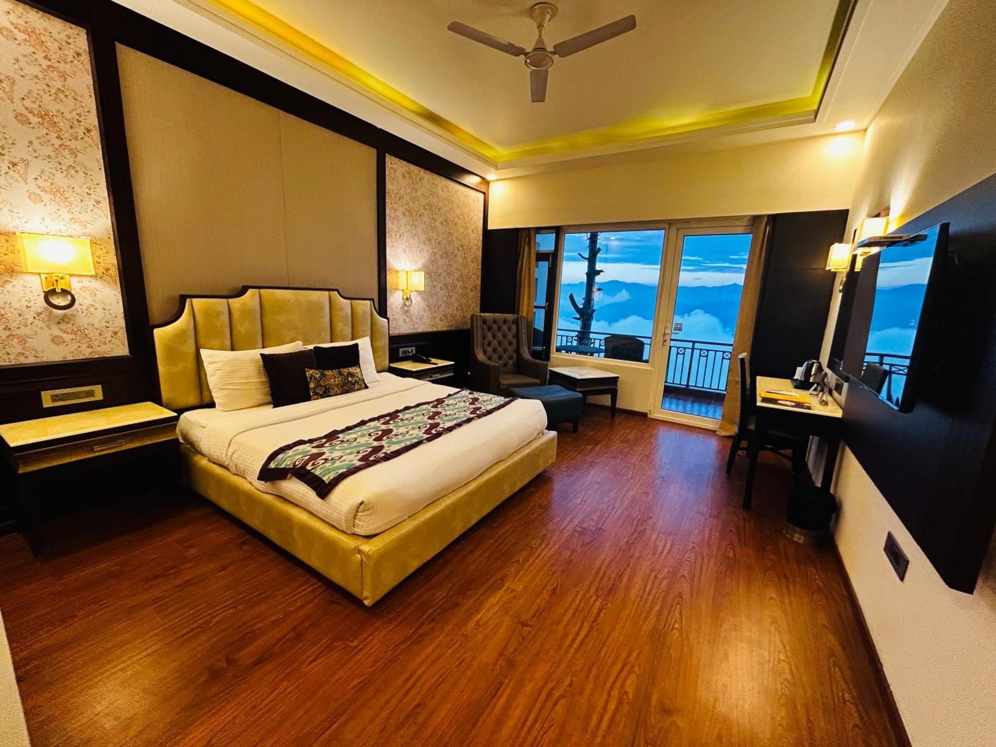 Grand View Hotel Dalhousie Bagian luar foto