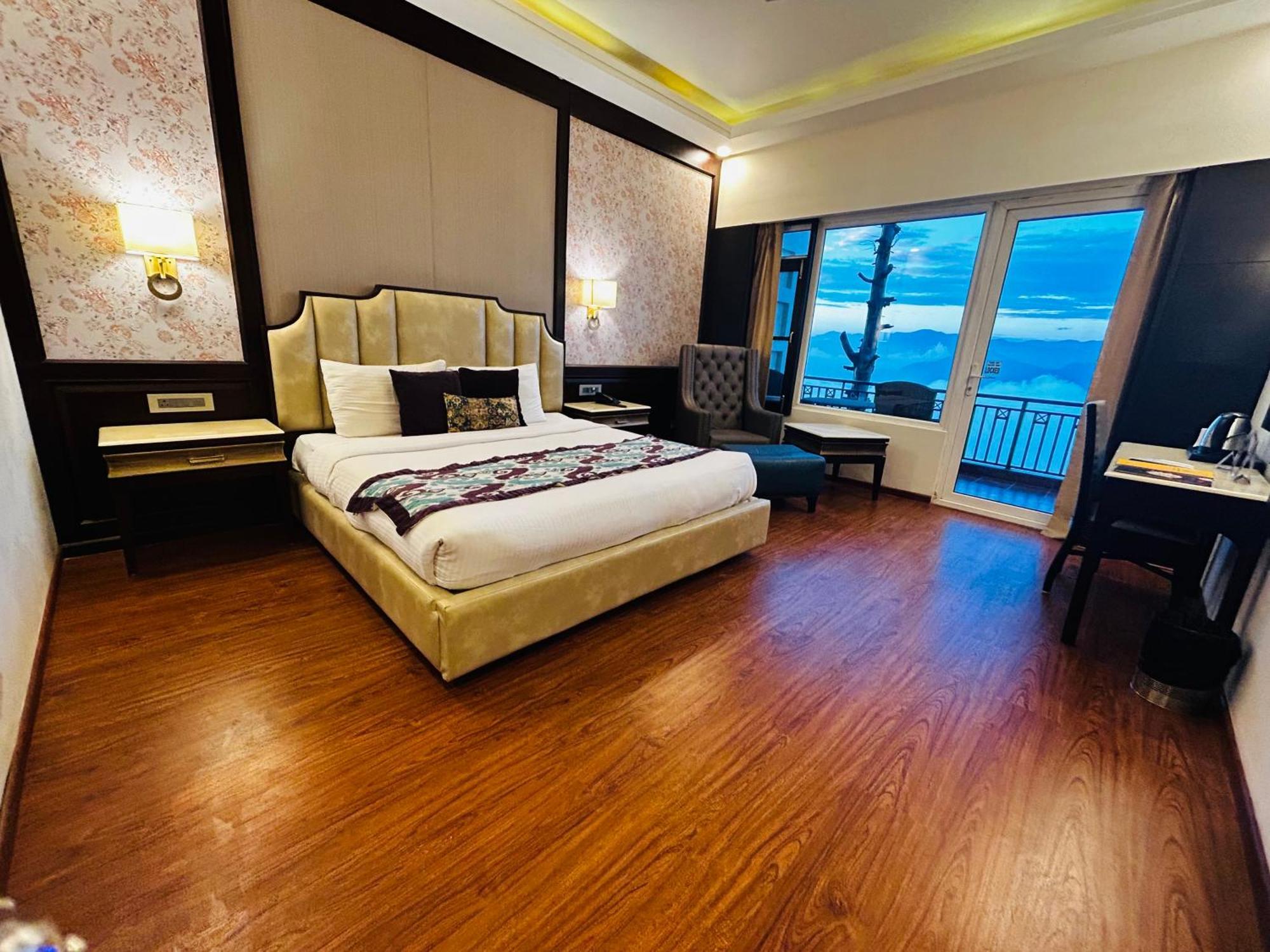 Grand View Hotel Dalhousie Bagian luar foto
