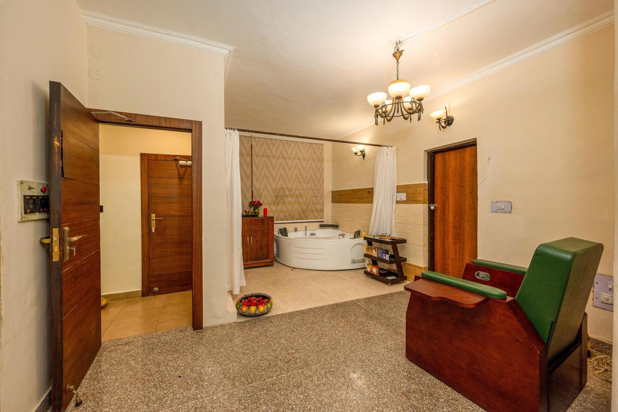 Grand View Hotel Dalhousie Bagian luar foto
