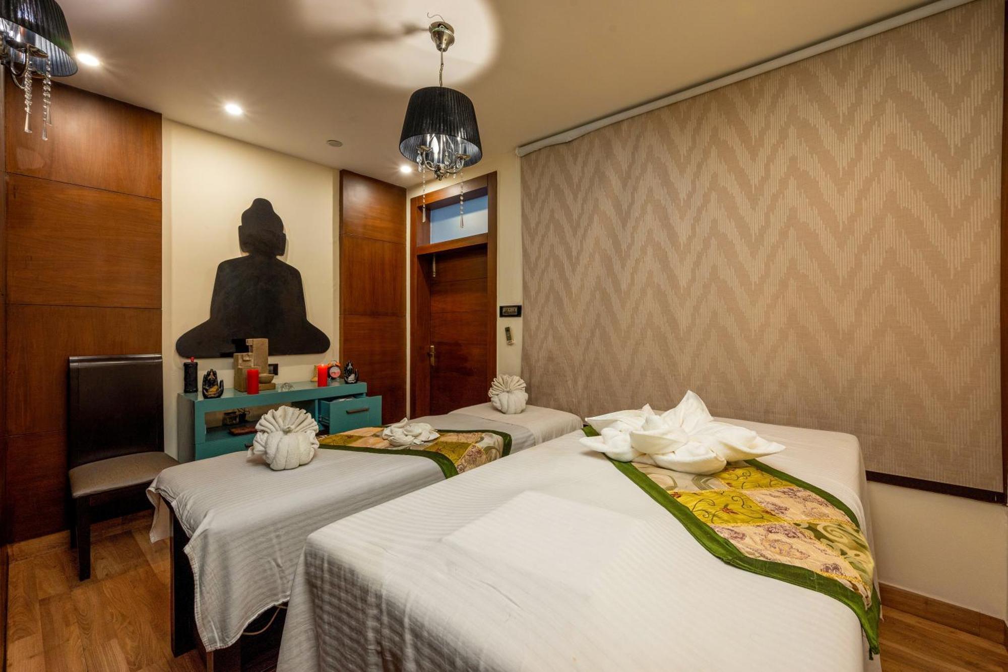 Grand View Hotel Dalhousie Bagian luar foto